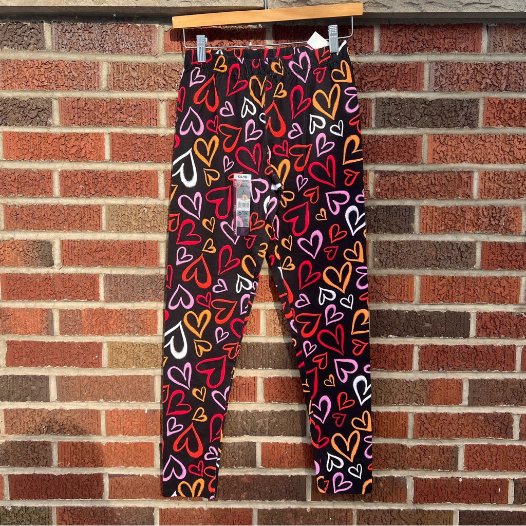 No Boundaries Black And Multicolored Heart Graphic Leggings Pants